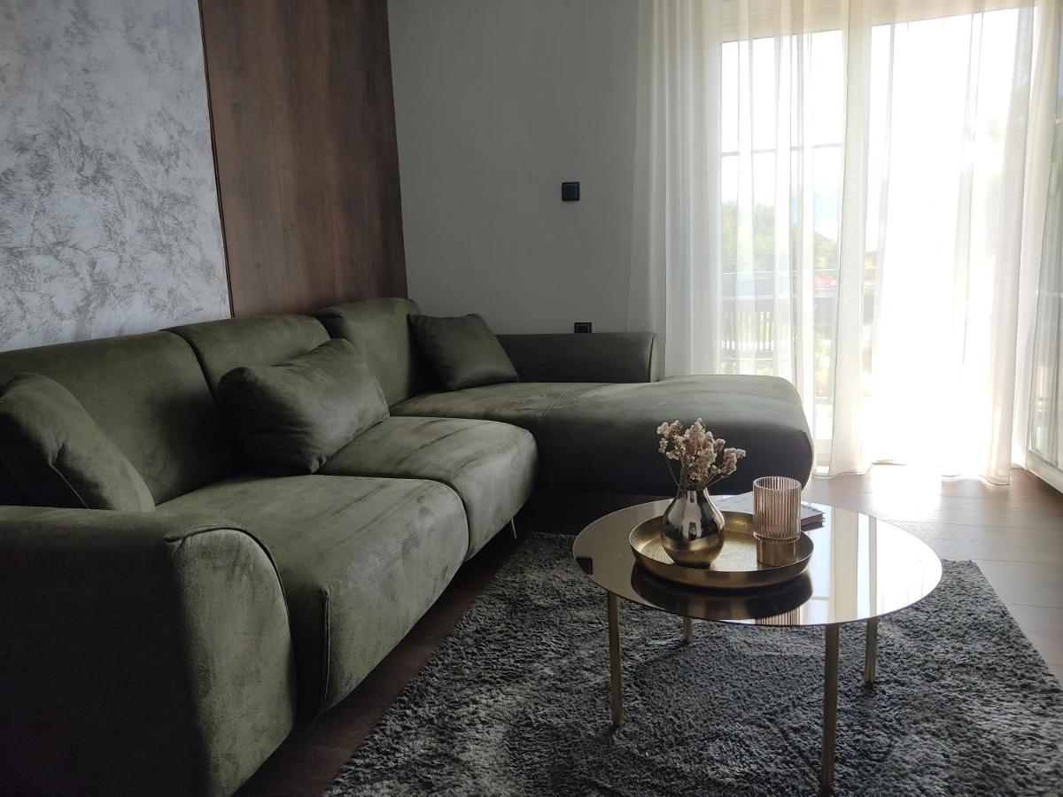 Avisi Home Trebinje Esterno foto